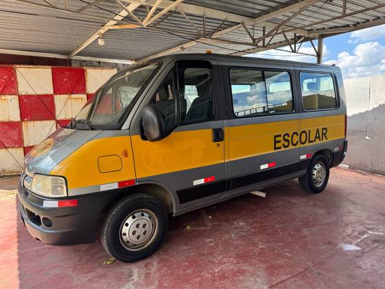 PEUGEOT BOXER 2.3 HDI 330 PASSAGEIRO 16 LUGARES 8V DIESEL 3P MANUAL
